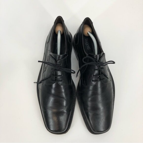 Bugatti Black Leather Lace Up Boots | Breathable for All Seasons